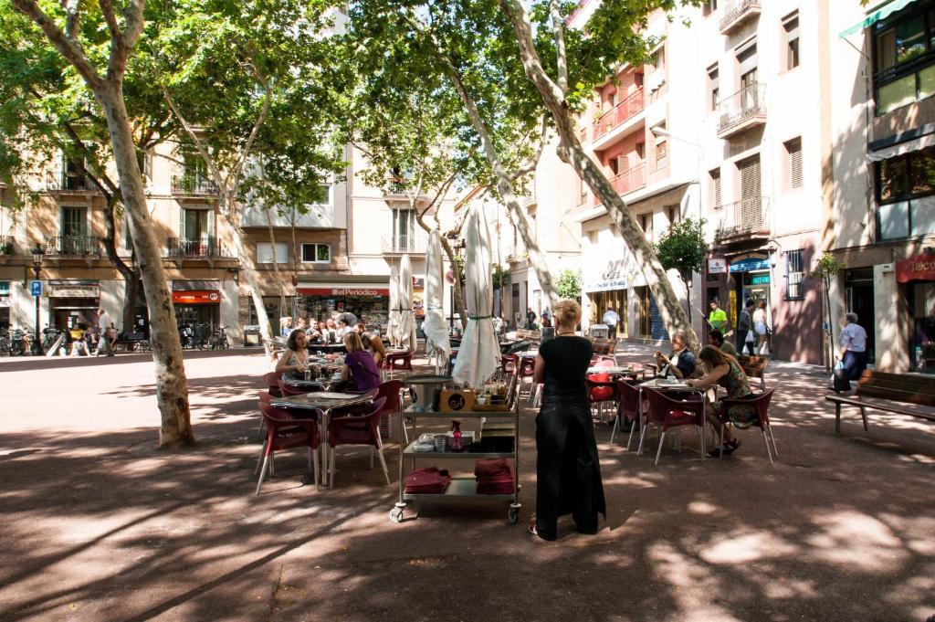 Short Stay Group Gracia Serviced Apartments Barcelona Exterior foto
